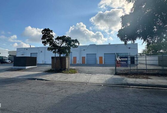 Allapattah multi-bay warehouse for lease