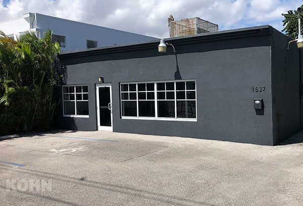 1537 NW 23rd ST